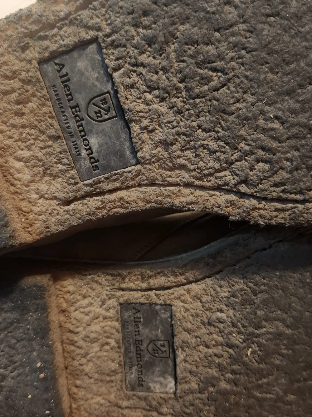 Allen Edmonds Montauk Suede Chukka Boot Crepe Sole Shoe Italy Mens Sz 9D Beige